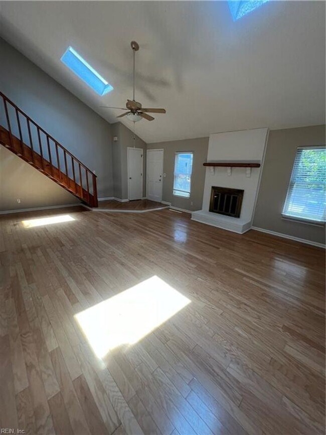 Foto del edificio - Terrific Townhome