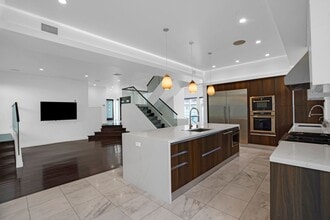Building Photo - Experience Modern Luxury in this Stunning 4-Bedroom Smart Home in the Heart of 90027