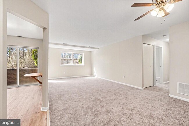 Foto del edificio - 4 Juliet Ln