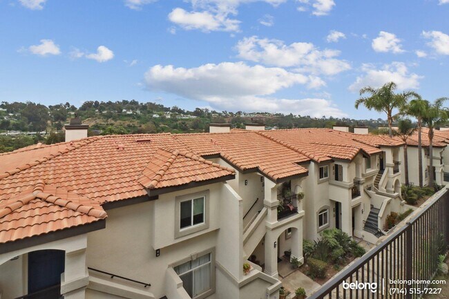 Building Photo - 30902 Club House Dr