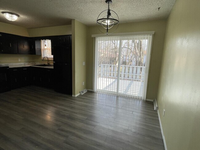 Foto del edificio - 3664 E Dove Dr