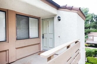 Building Photo - 22733 Lakeway Dr