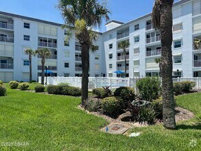 Building Photo - 2294 Ocean Shore Blvd