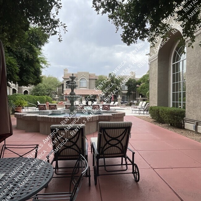 Foto del edificio - 1500 E Pusch Wilderness Dr
