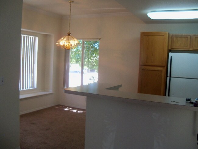 Foto del edificio - 3855 Strawberry Field Grove