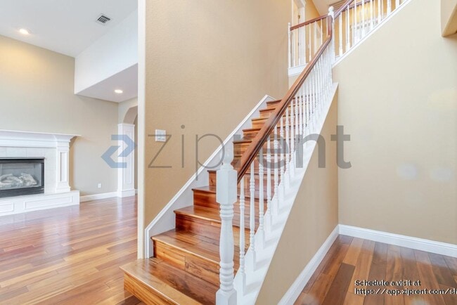 Foto del edificio - 4042 Plateau Cir