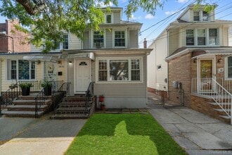 Building Photo - 130-27 116th St