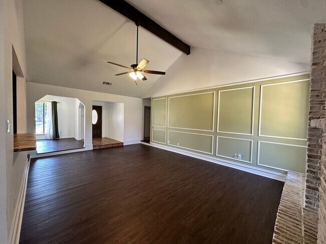 Building Photo - 4636 Ringold Dr
