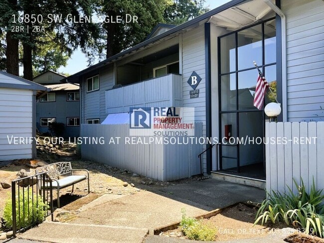 Building Photo - 16850 SW Gleneagle Dr