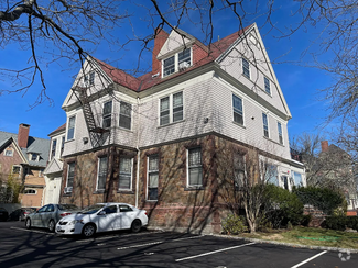 Building Photo - 314 Angell St