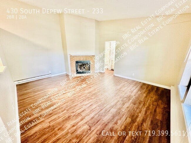 Building Photo - 430 S Depew St
