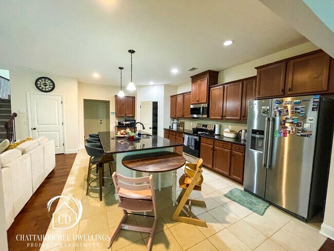 Building Photo - 7250 Sorrel Dr