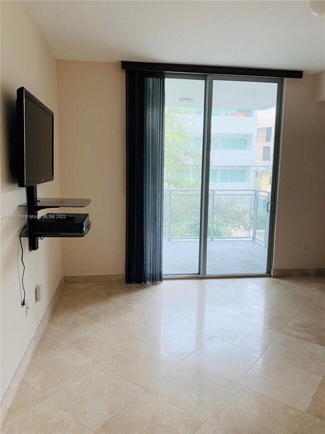 Foto del edificio - 3001 SW 27th Ave