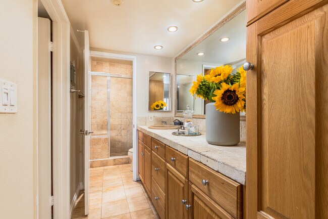 bathroom - 22100 Burbank Blvd