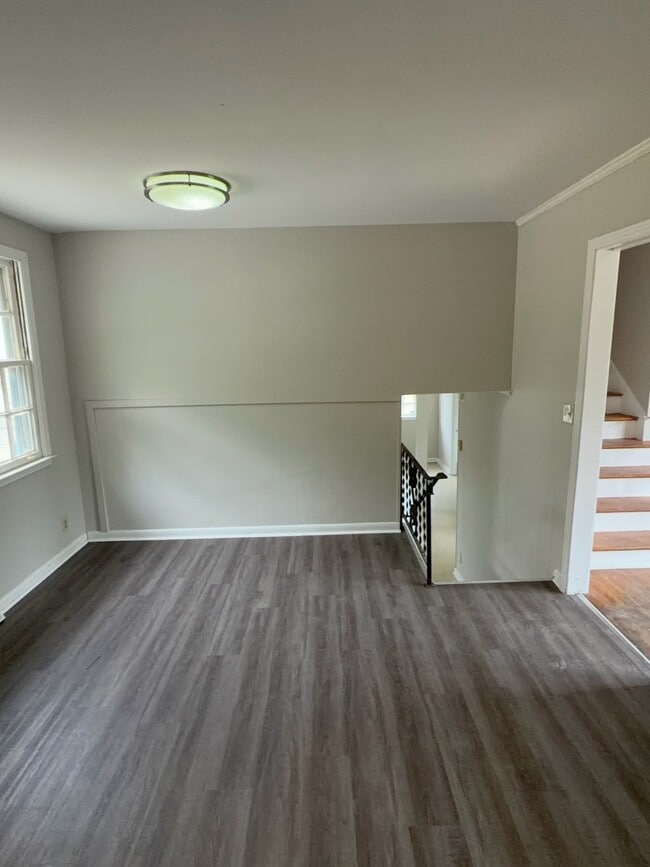Building Photo - 2640 Ravine Dr