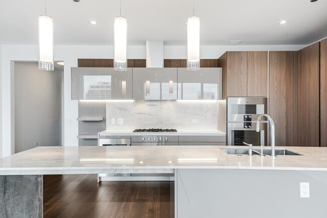 Building Photo - 363 E Wacker Dr