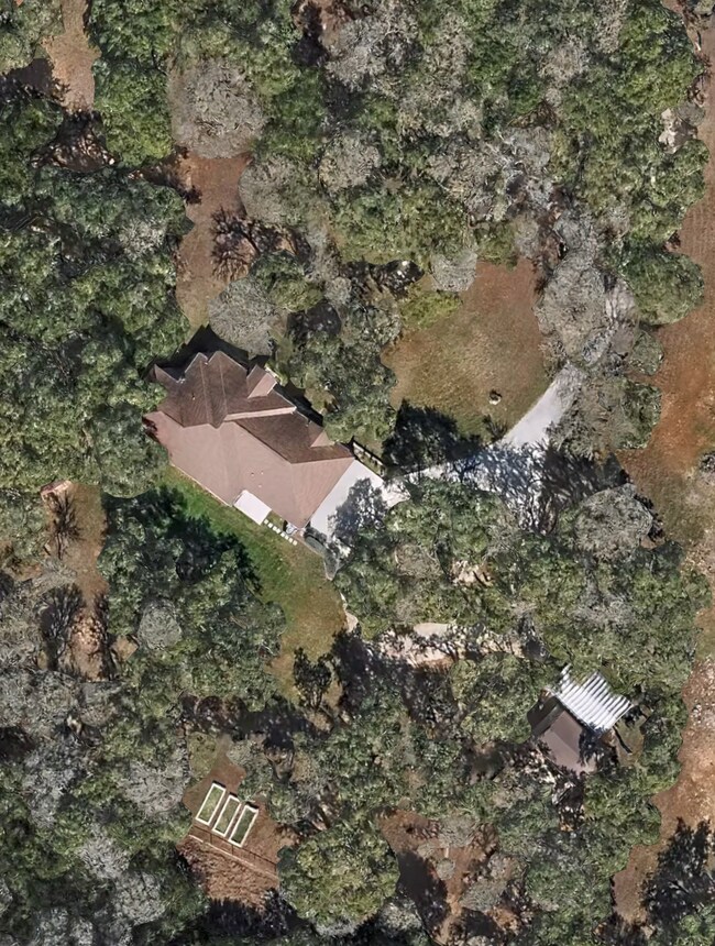 Building Photo - 10808 Dedeke Dr