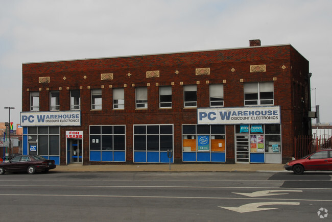 Building Photo - Buick Lofts