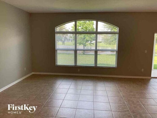 Foto del edificio - 7976 113th Ave Cir E