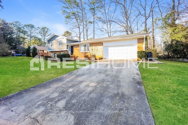 Building Photo - 5510 Saint Lo Ln