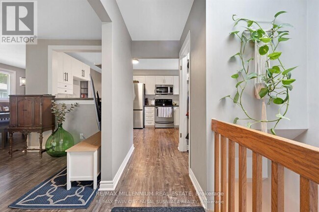 Photo du bâtiment - 158 Coach Hill Dr