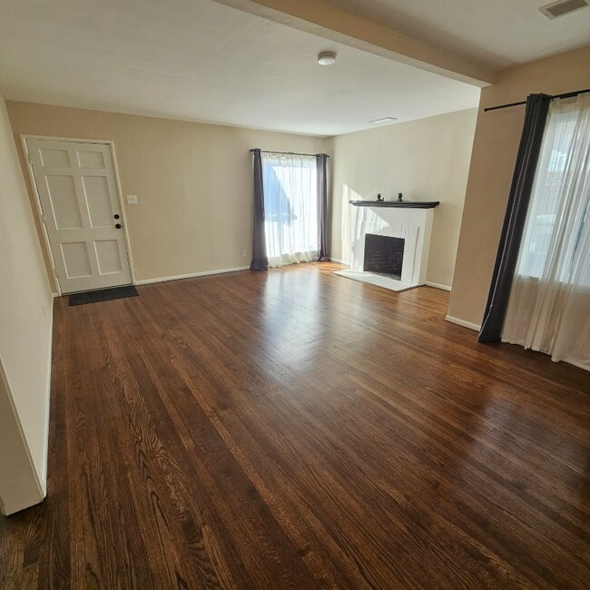 Foto del edificio - 412 Elm Ave