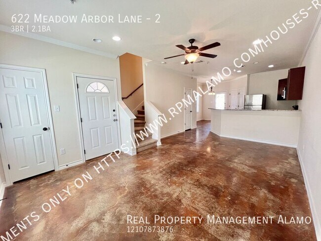 Foto del edificio - 622 Meadow Arbor Ln
