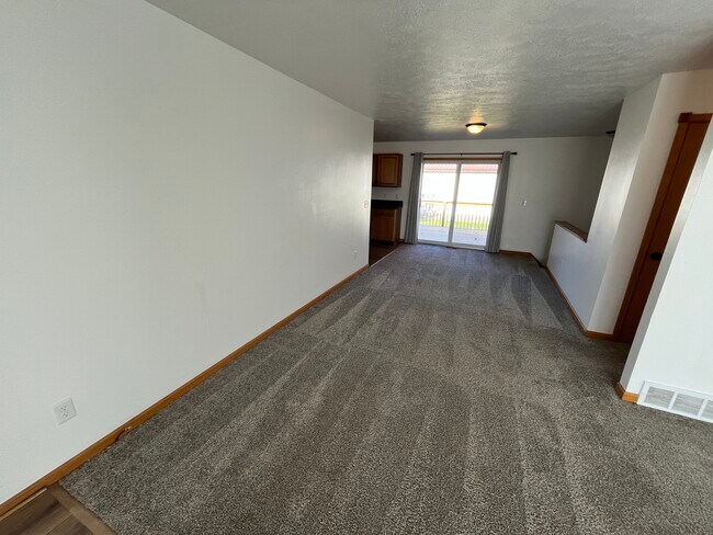 Foto del edificio - 1195 Cranberry Ct