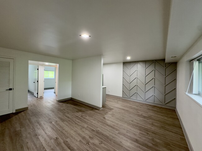 Building Photo - Wyman Hills