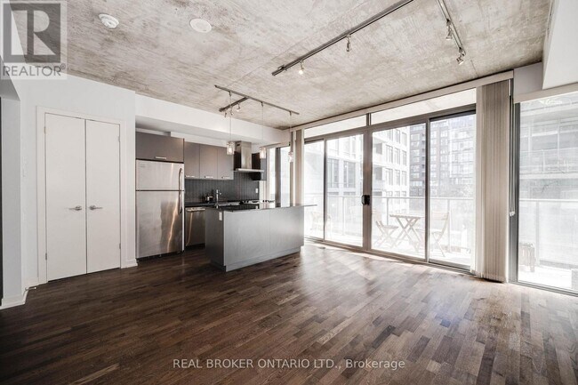 Photo du bâtiment - 95 Bathurst St