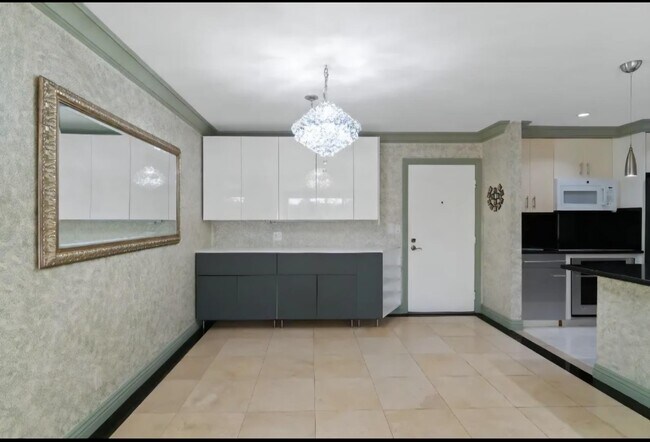 Foto del edificio - 7742 Redlands St
