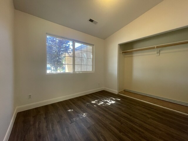 Foto del edificio - 36 N 4050 W