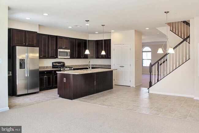 Building Photo - 9226 Landon House Wy