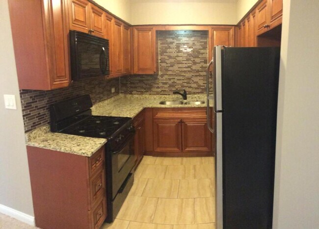 Foto del edificio - 3680 W 119th St