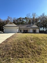 Building Photo - 121 Stonebriar Dr