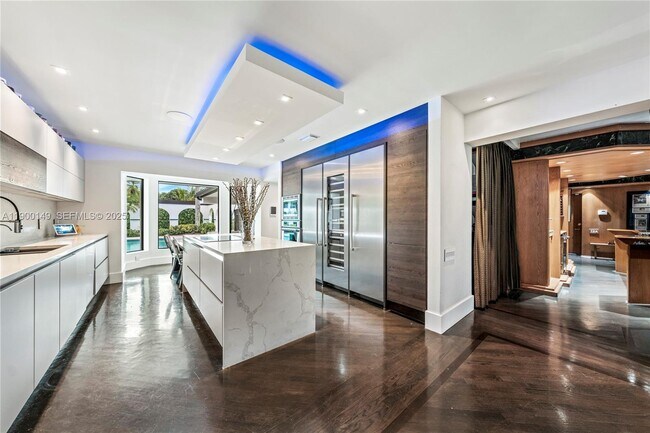 Foto del edificio - 5820 Palm Tree Rd