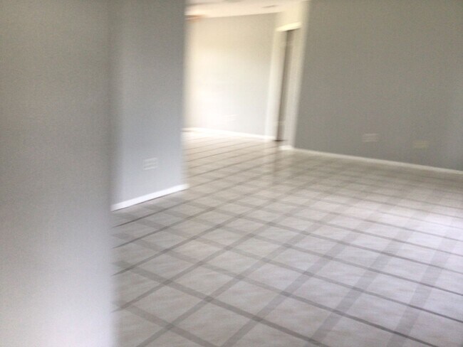 Foto del edificio - 1-Story Home.. 4 bedroom 2 bath home