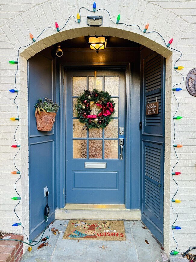 Foto del edificio - 205 James Thurber Ct