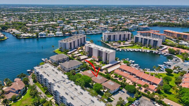Foto del edificio - 935 Sweetwater Ln