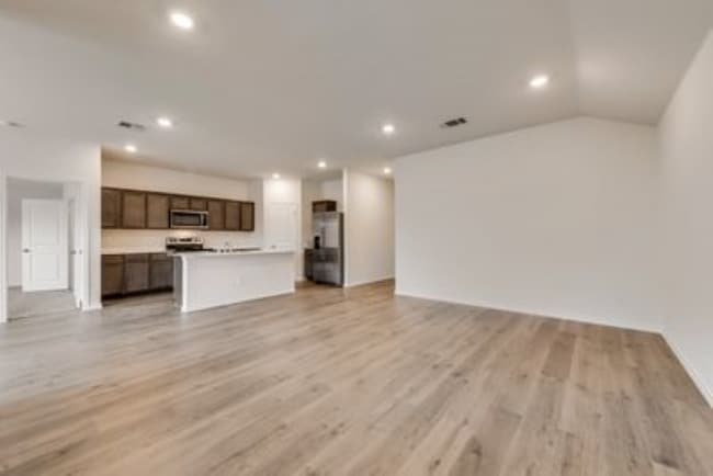 Open concept living room - 1131 Elijah Way