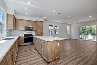 2317 Columba Gln