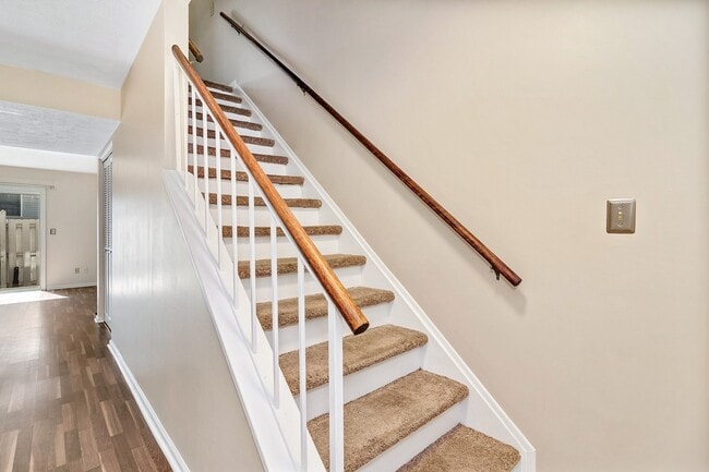 Foto del edificio - 403 Southway Garden Rd