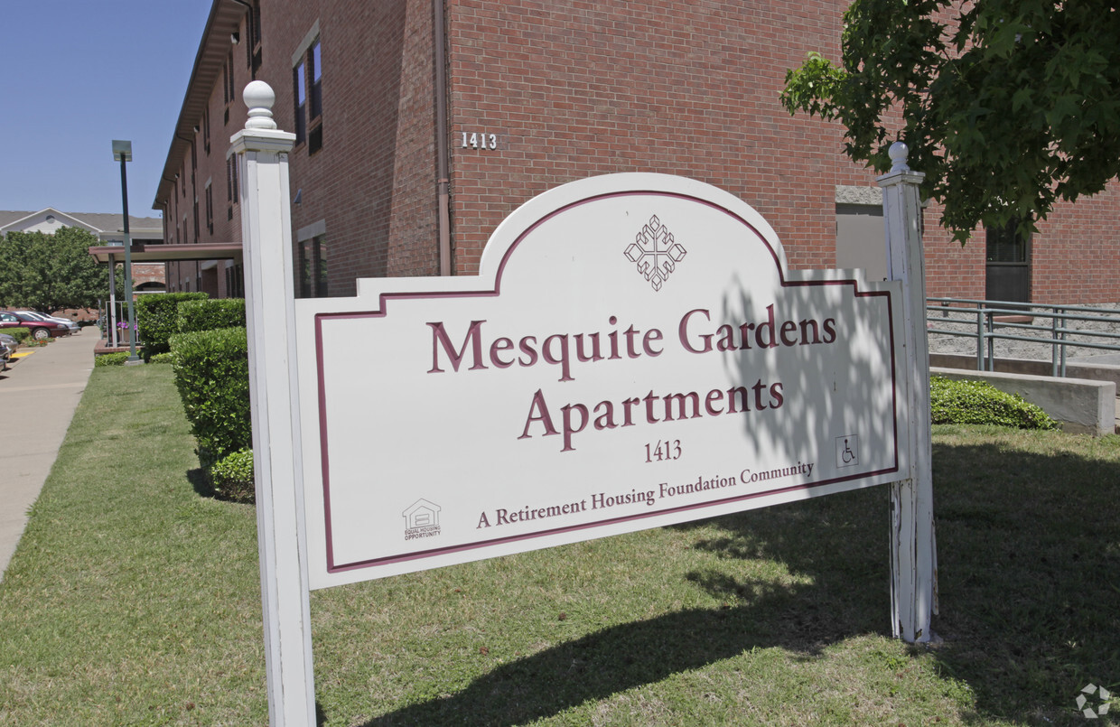 Foto del edificio - Mesquite Gardens Apartments