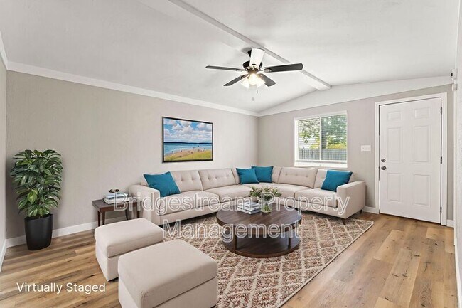 Foto del edificio - 1620 E 4th St