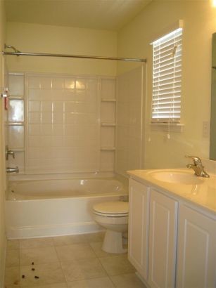 Building Photo - 5 Habitat Ct