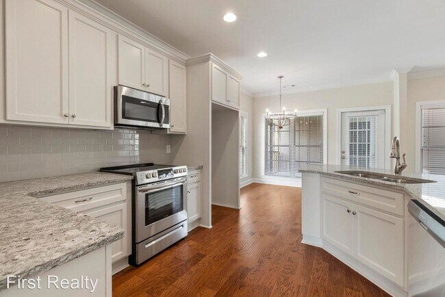 Foto del edificio - 3 br, 2 bath House - 1642 Academy Drive, U...