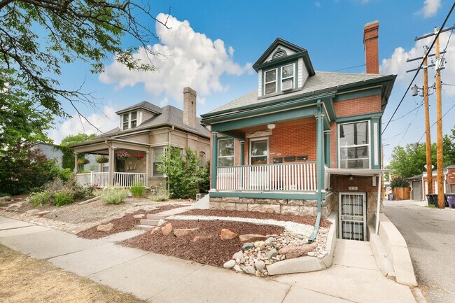 Foto del edificio - 2619 E 12th Ave