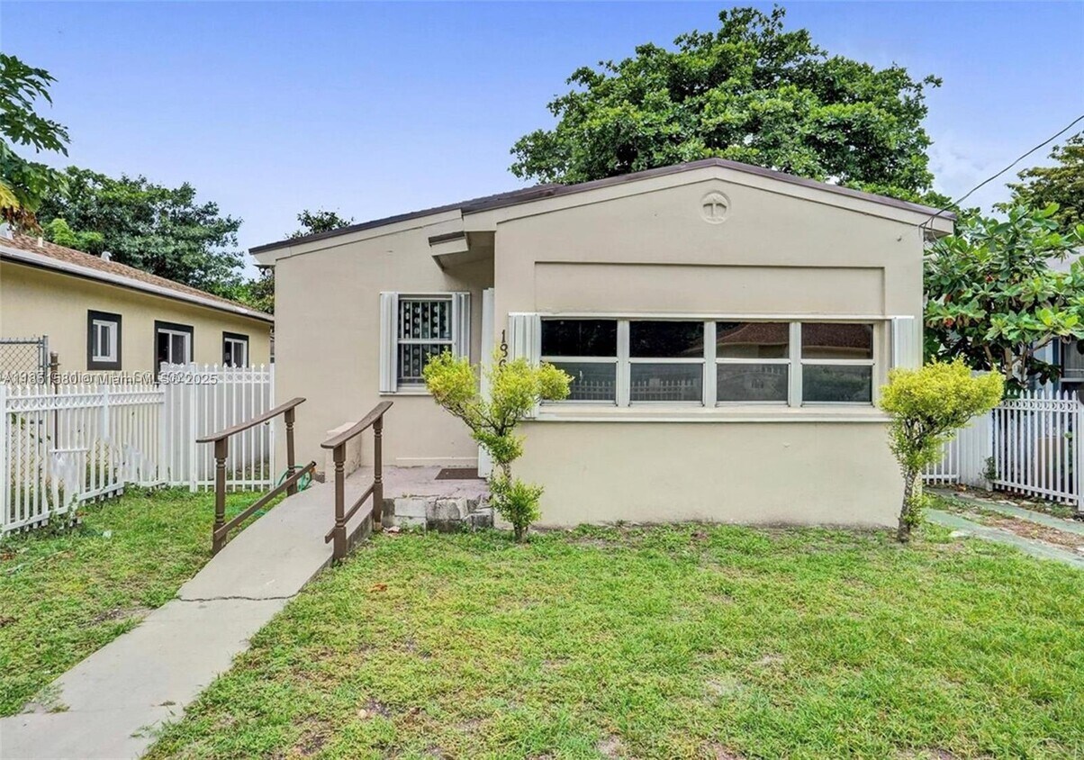 Foto principal - 1868 NW 64th St