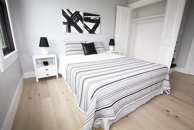 Foto del edificio - 331 Chelsea St