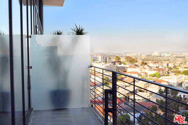 Building Photo - 1115 Sunset Blvd